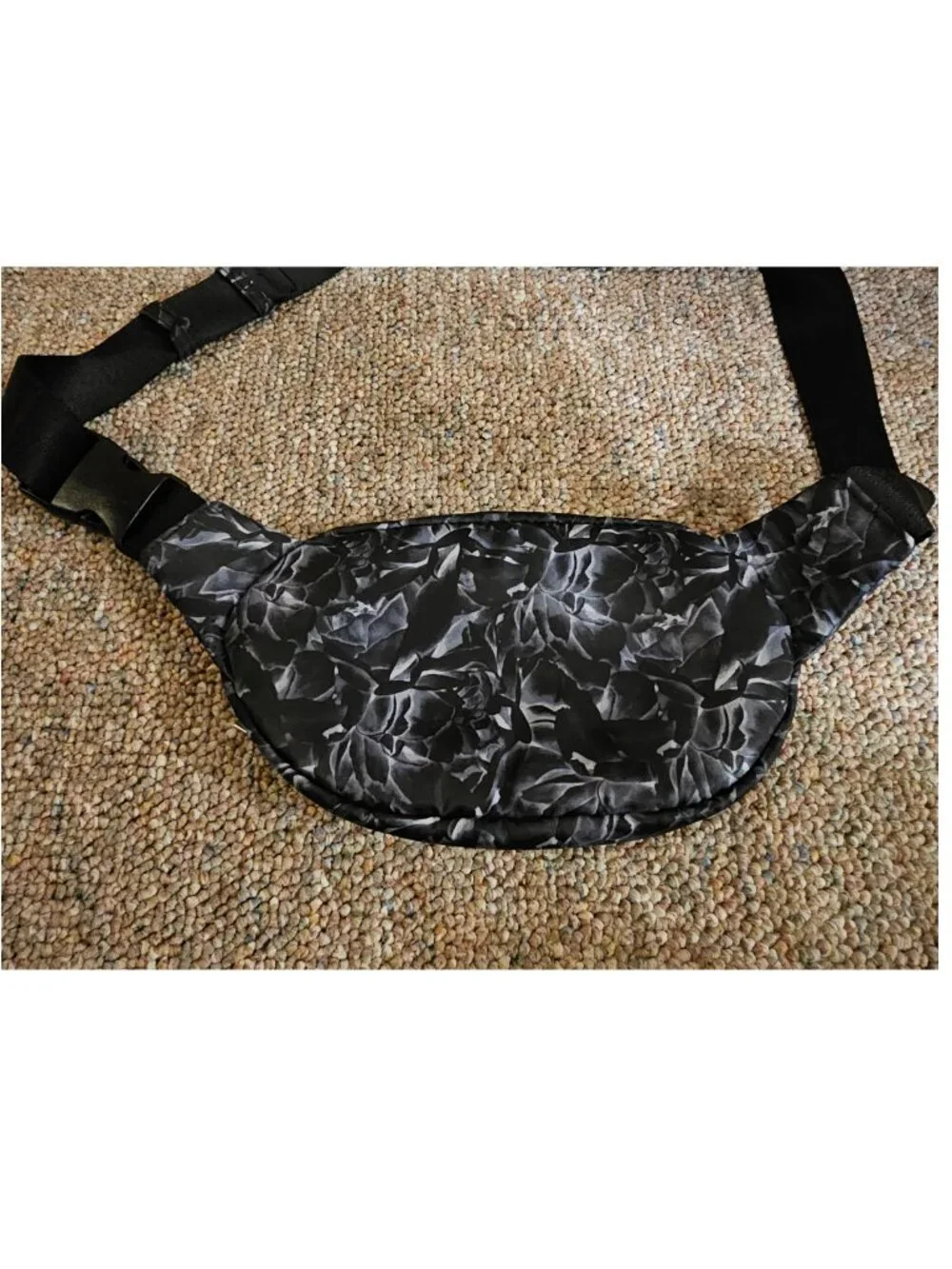 Baggallini Waist Pack